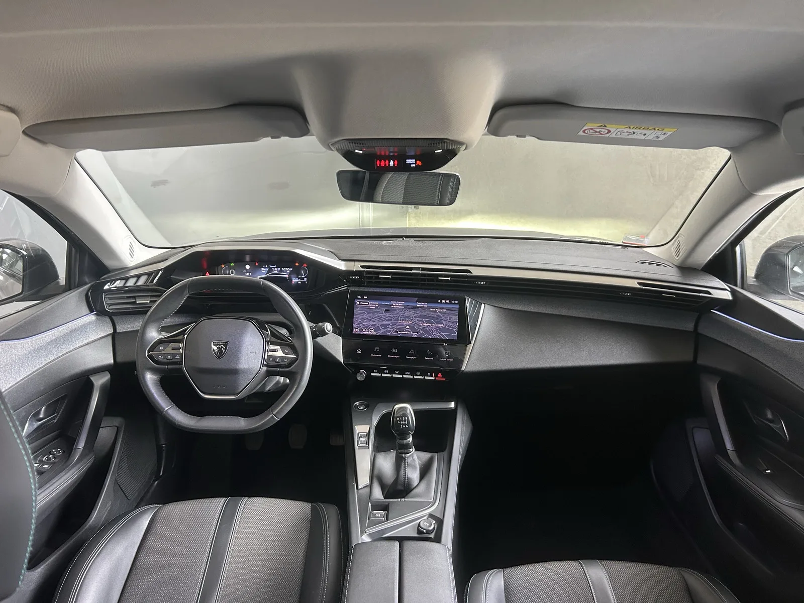 Peugeot 308 sw 1.5 BlueHDi Allure — fotografia 8 de 13
