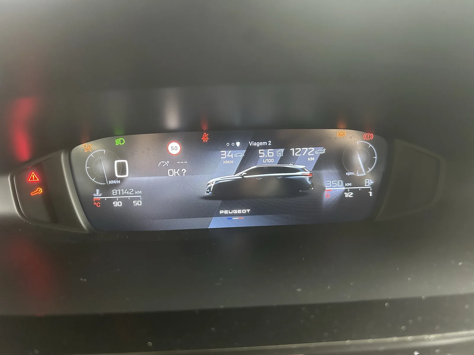 Peugeot 308 sw 1.5 BlueHDi Allure — fotografia 10 de 13