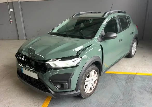 Dacia Sandero 1.0 TCe Stepway — fotografia 1 de 5