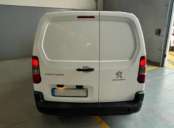 Peugeot Partner 1.5 Bluehdi 100 — fotografia 5 de 5