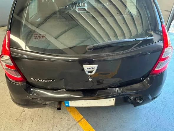 Dacia Sandero 1.2 16V Confort — fotografia 5 de 5
