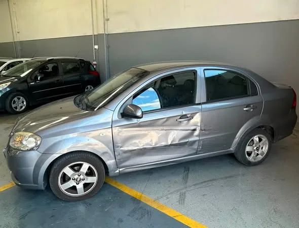 Chevrolet Aveo 1.2 LS AC de — fotografia 3 de 5
