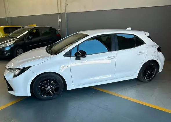 Toyota Corolla 1.8 Hybrid Comfo — fotografia 3 de 5