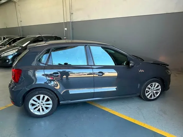 Volkswagen Polo 1.0 Alive puretech — fotografia 4 de 5