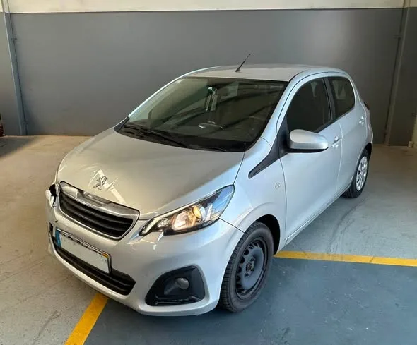 Peugeot 108 1.0 VTi Style 1.0 — fotografia 1 de 5