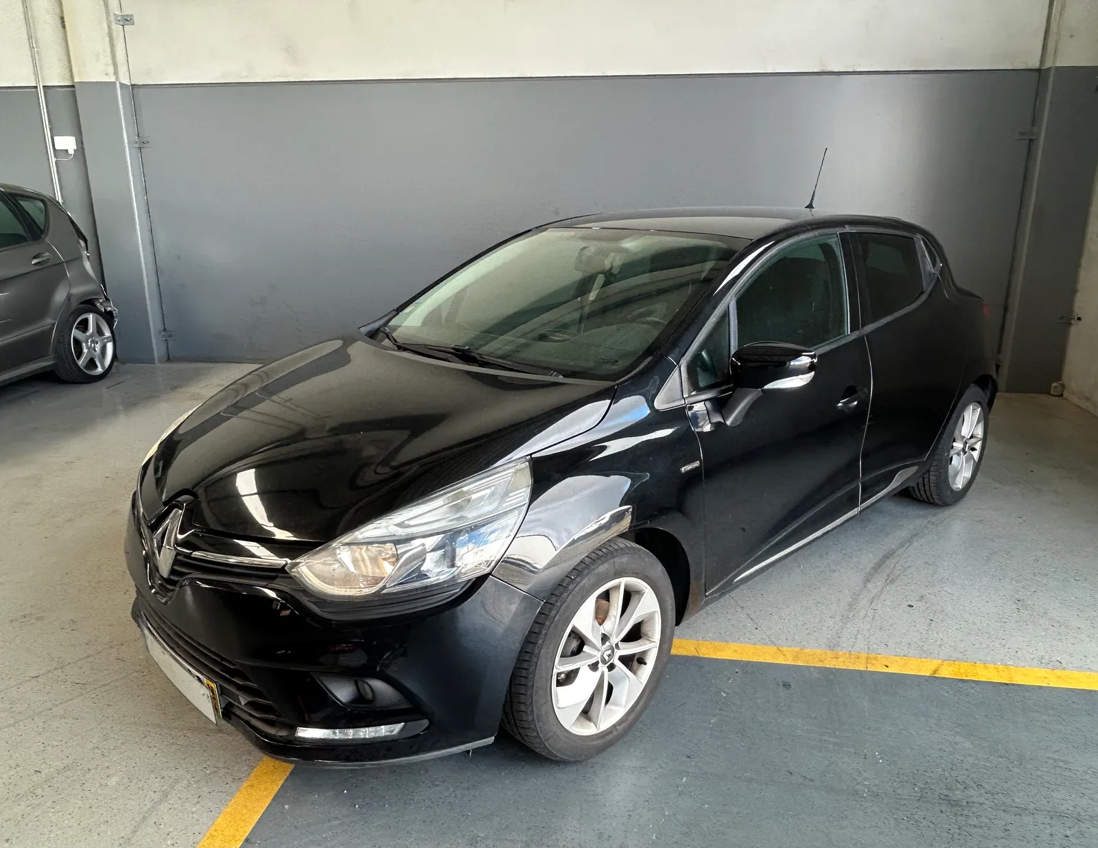 Renault Clio 0.9 Tce — fotografia 1 de 13