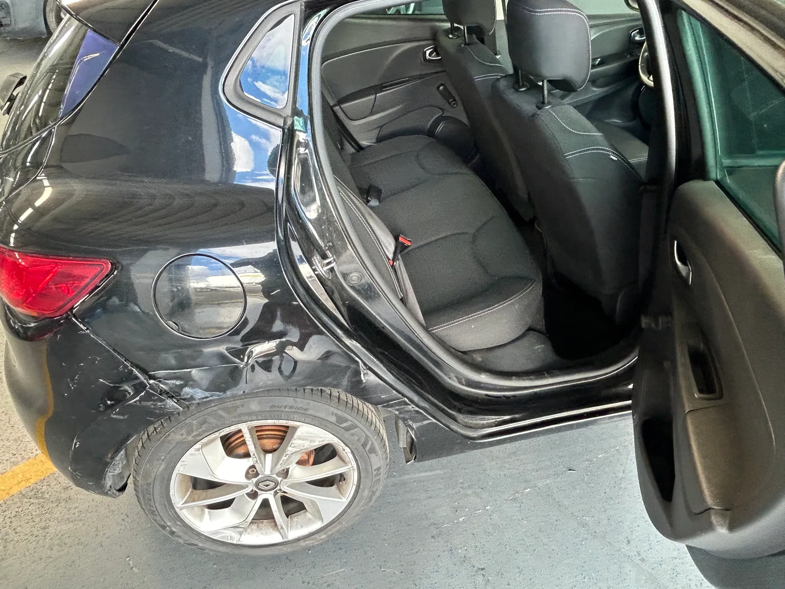 Renault Clio 0.9 Tce — fotografia 11 de 13
