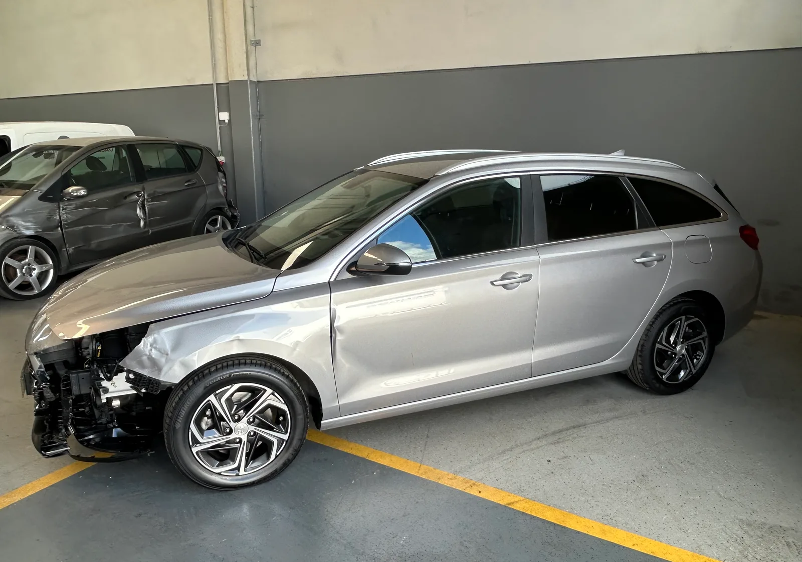 Hyundai I30 sw 1.0 T-GDi Style — fotografia 3 de 12