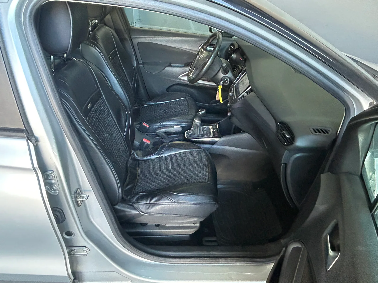 Opel Crossland x 1.2 puretech — fotografia 8 de 12