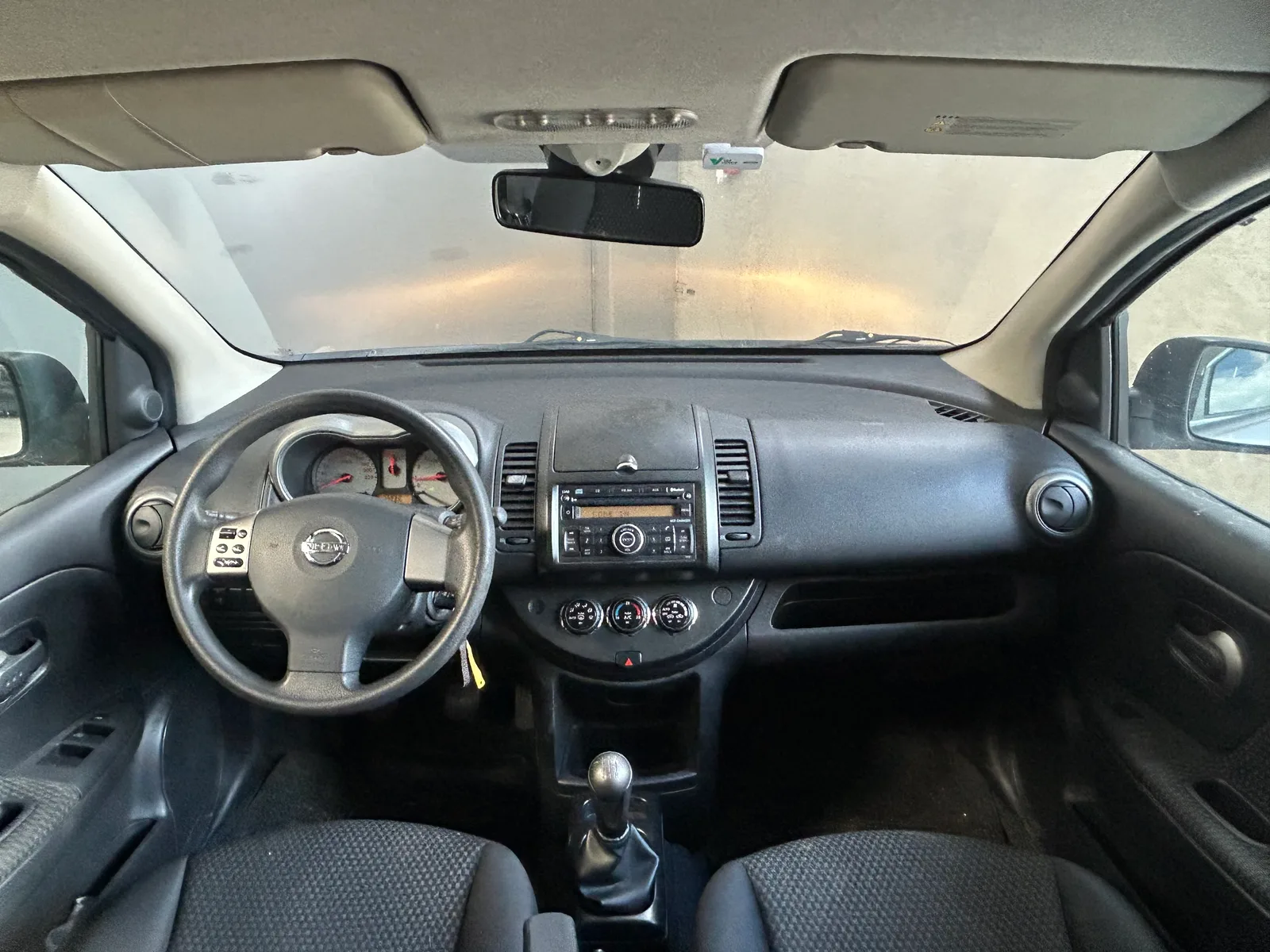 Nissan Note 1.4 comfort — fotografia 8 de 10