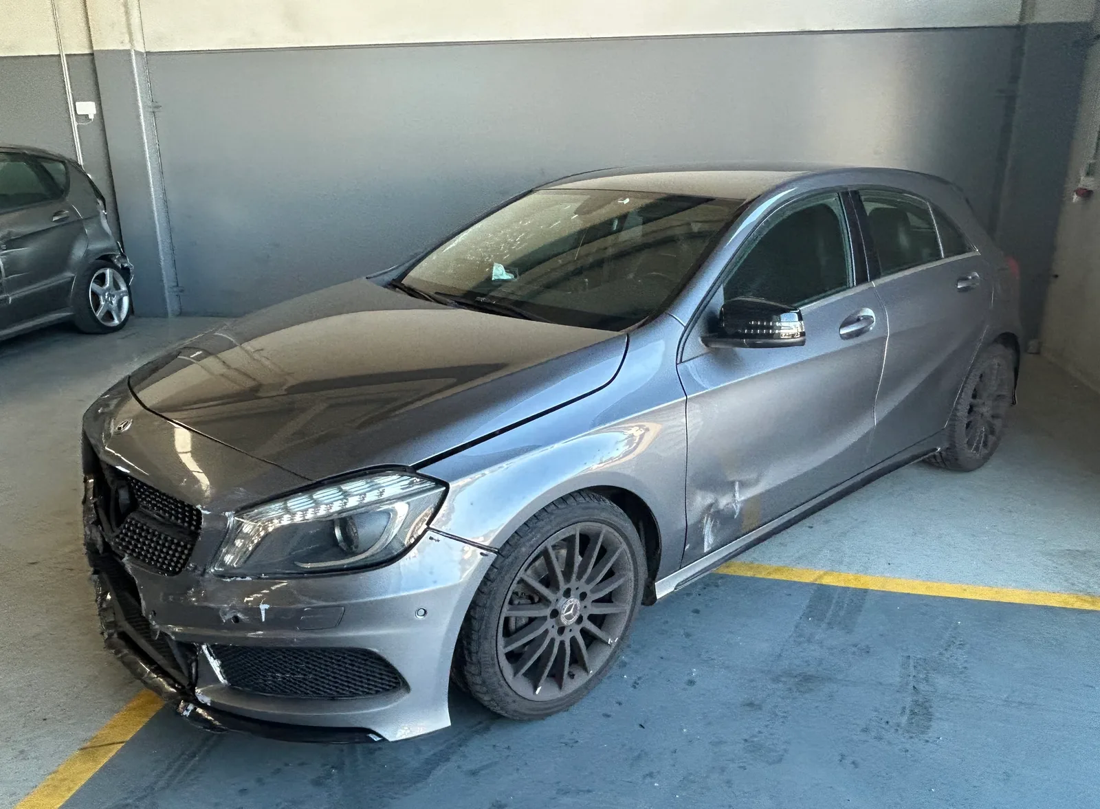 Mercedes-Benz Classe A 180 cdi AMG Line — fotografia 1 de 11