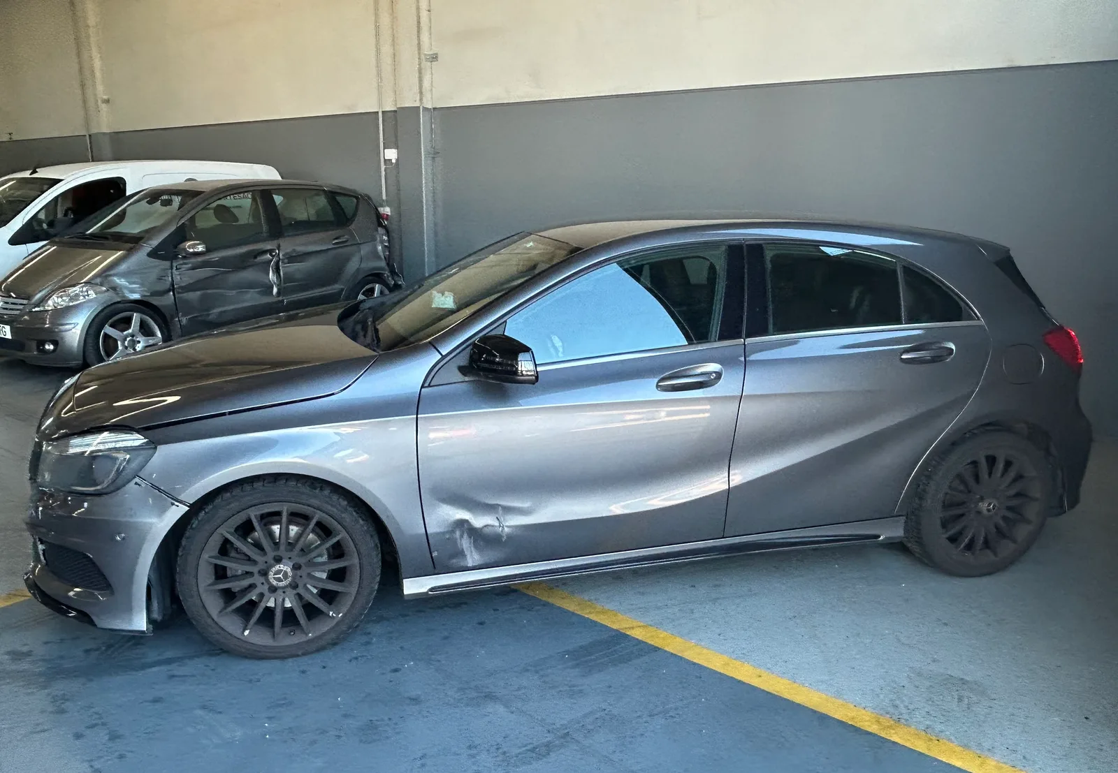 Mercedes-Benz Classe A 180 cdi AMG Line — fotografia 3 de 11