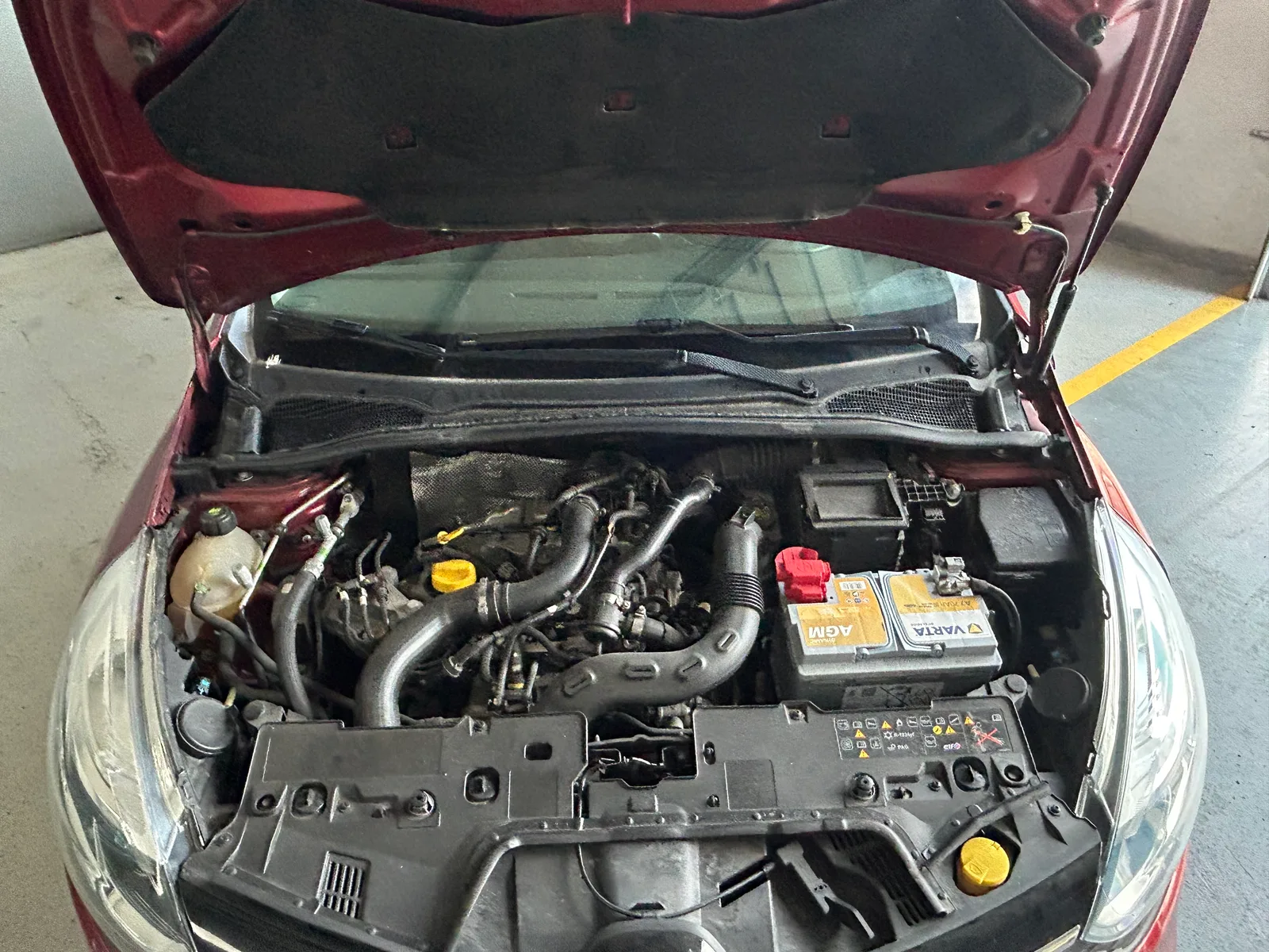 Renault Clio Sport Tourer 0.9 Tce Limited — fotografia 12 de 12