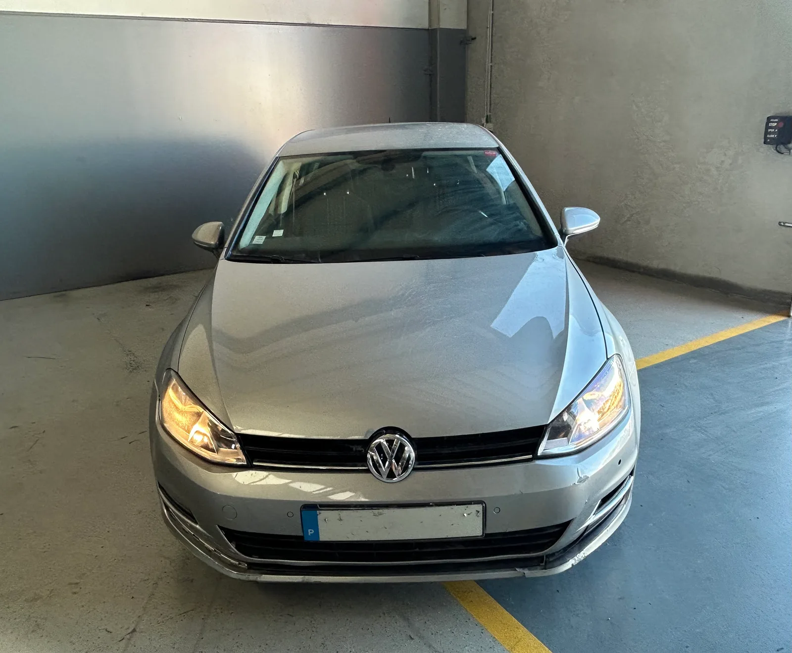 Volkswagen Golf 1.2 TSI Lounge — fotografia 2 de 10