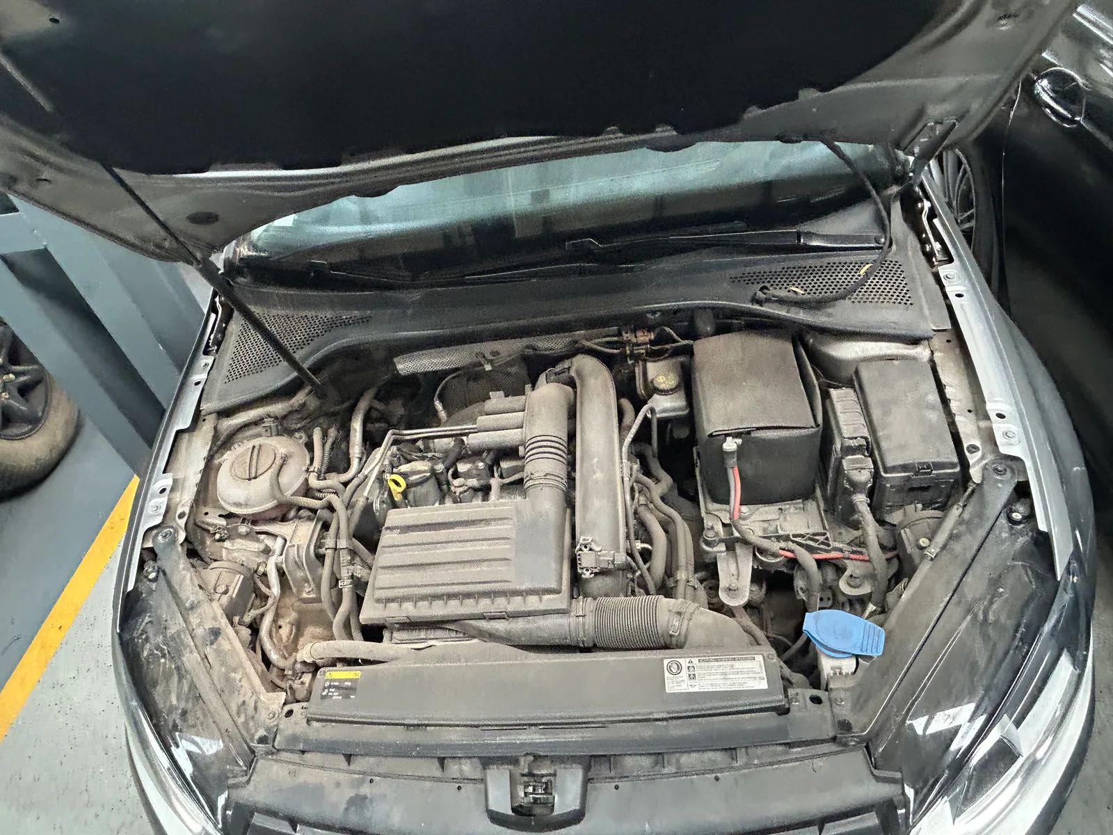 Volkswagen Golf 1.2 TSI Lounge — fotografia 10 de 10