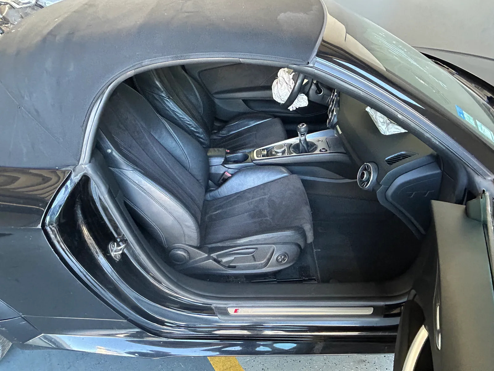 Salvado Audi TT cabrio 2.0 tdi 184cv 2016 — fotografia 7 de 10