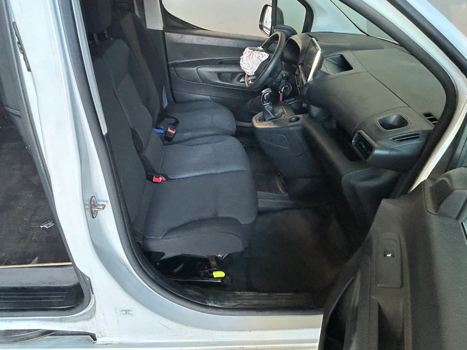 Salvado Citroen Berlingo 1.5 bluehdi 2021 — fotografia 8 de 11