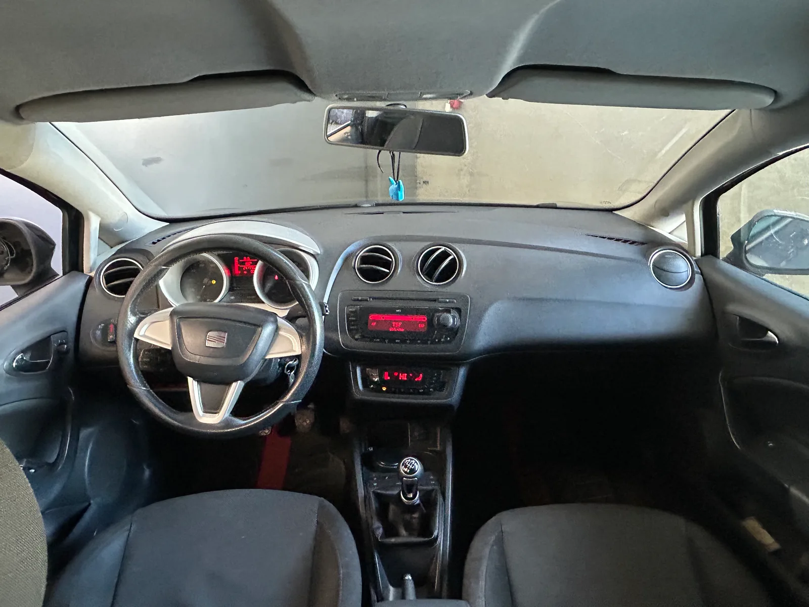 Salvado Seat Ibiza 1.4 sport 2010 — fotografia 8 de 11