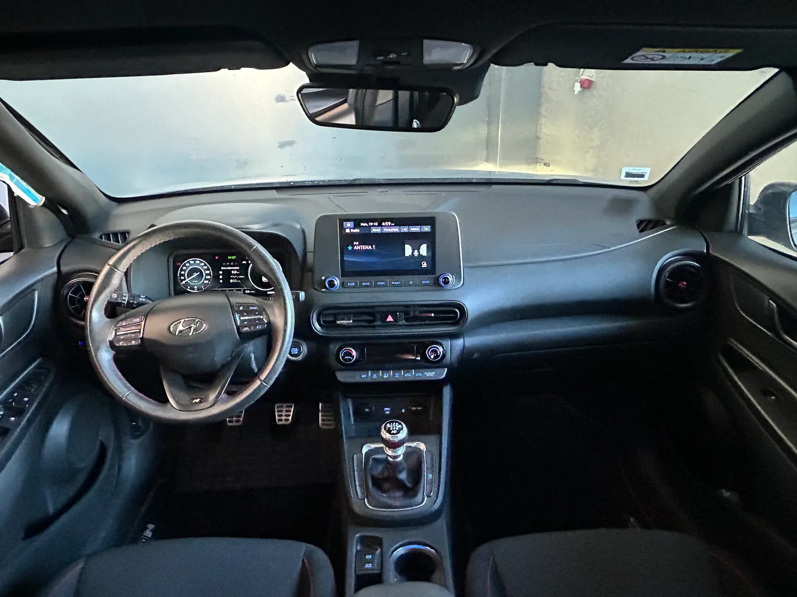 Salvado Hyundai Kauai 1.0 t gdi 2023 — fotografia 9 de 13
